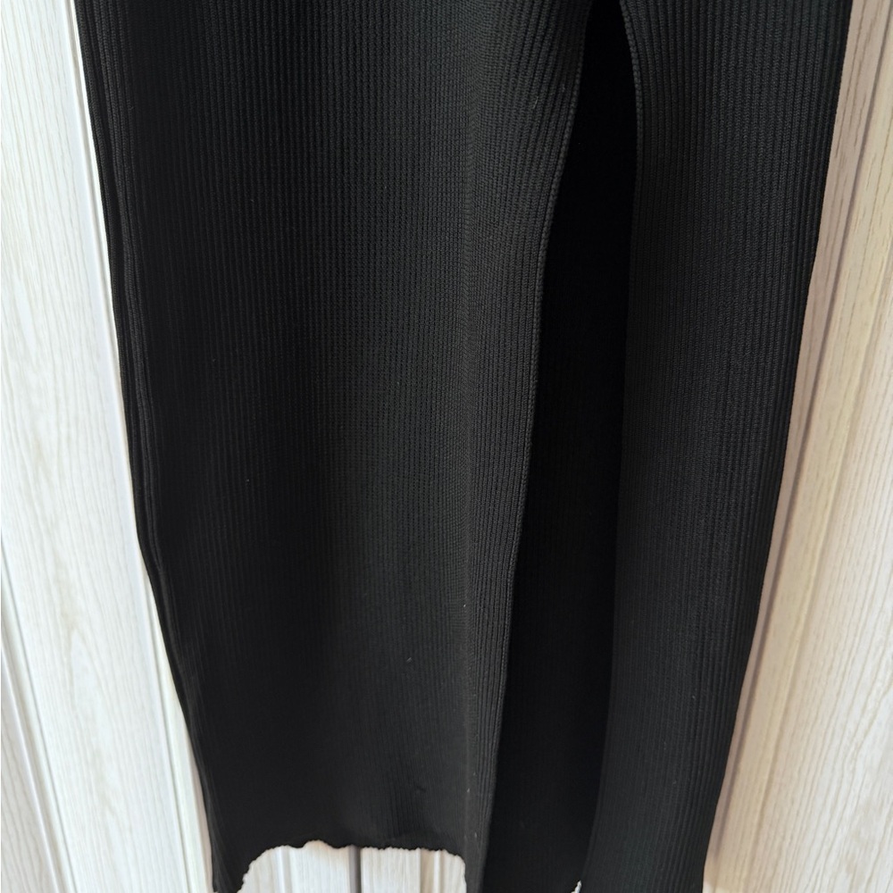 Black Bodycon Long Sleeve Midi Dress S Minimalist Chic Fitted Elegant Y2K - Picture 4 of 5